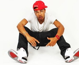 Freddy E Twitter Posts