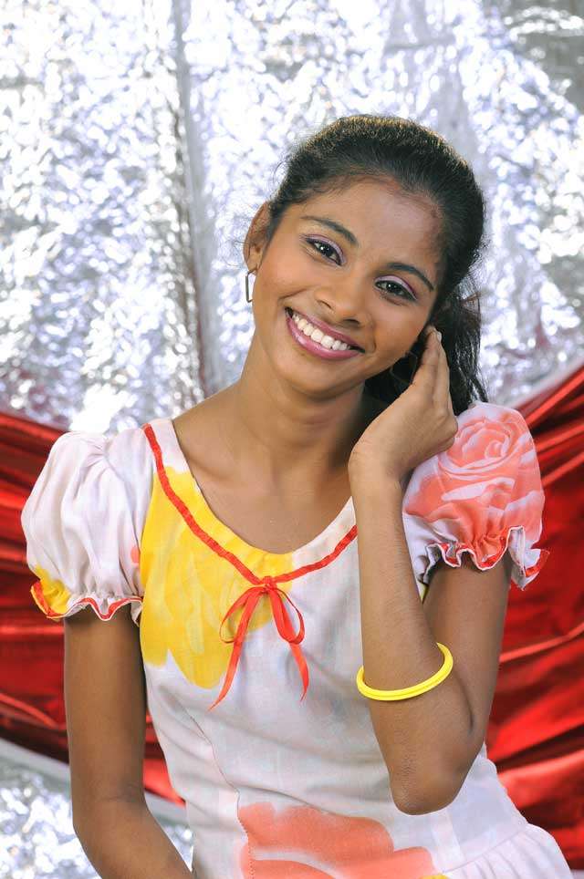 Gossip Lanka Hot Photos