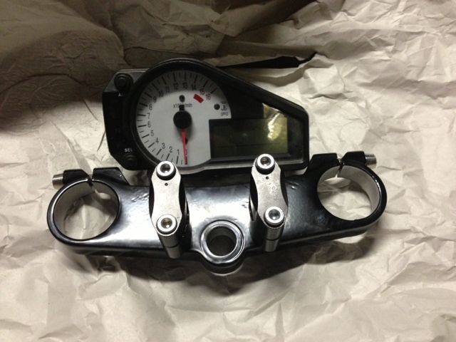 Gsxr Streetfighter Gauge Mount