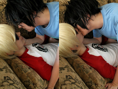 Homestuck Cosplayers Making Out