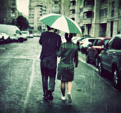 Images Of Lovers In Rain