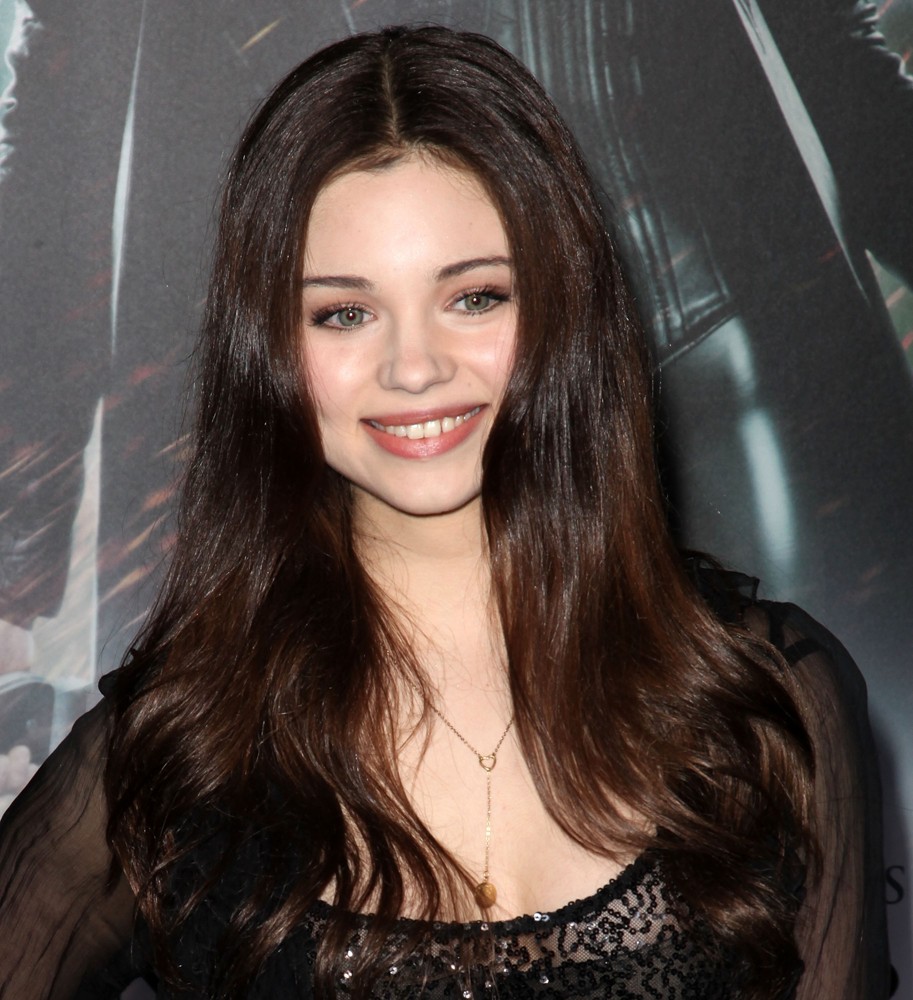 India Eisley Hot Pics