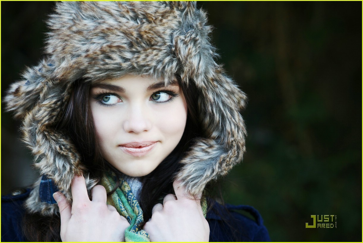 India Eisley Hot Scene