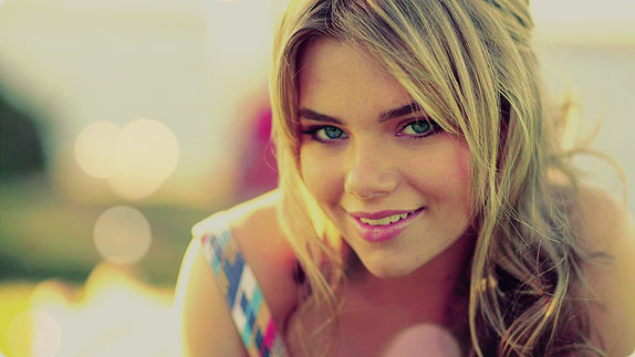 Indiana Evans 2013