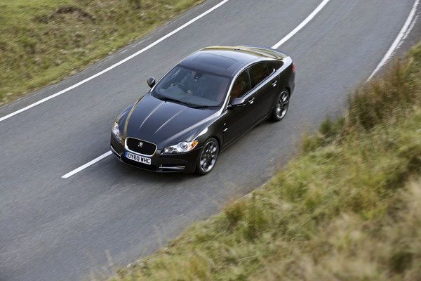 Jaguar Xf Black