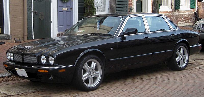 Jaguar Xj6