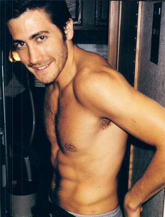 Jake Gyllenhaal Jarhead Body