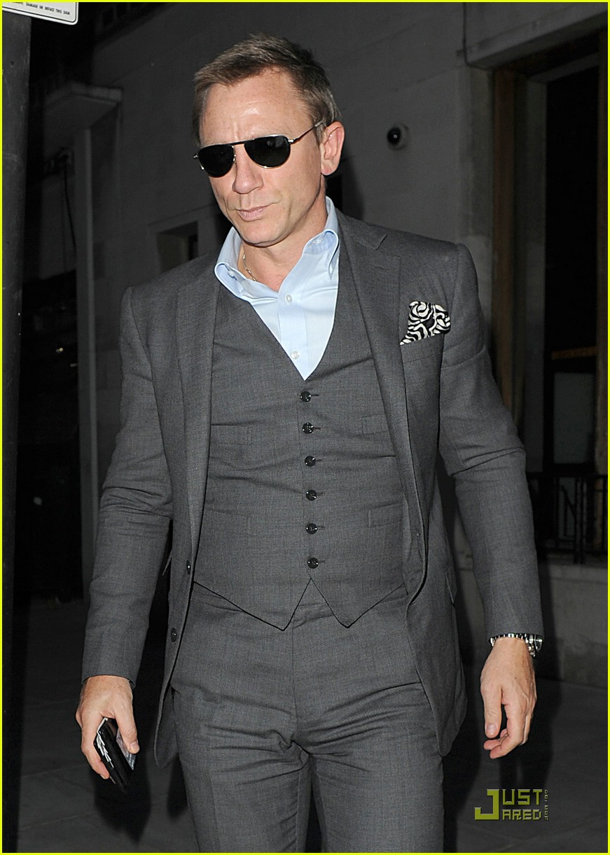 James Bond Daniel Craig Suit