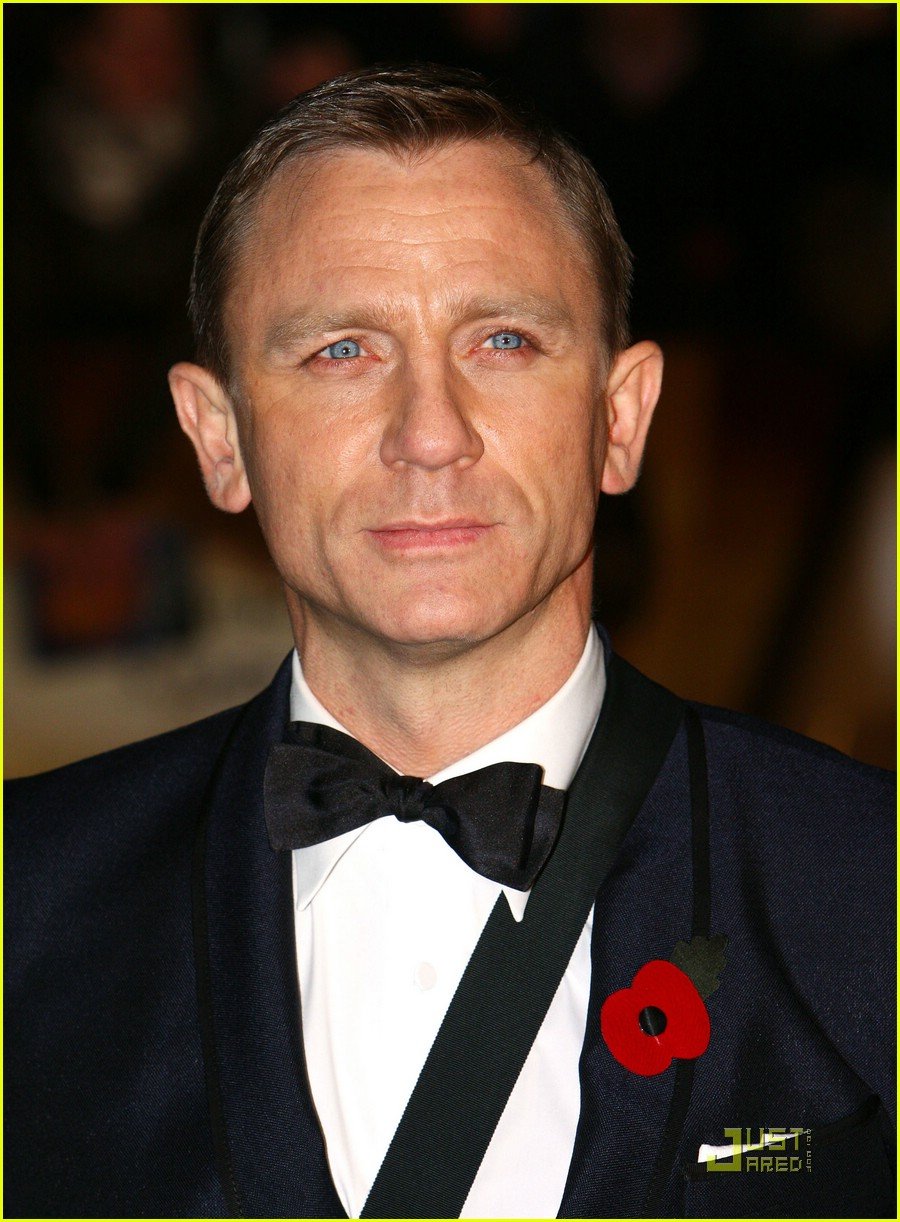 James Bond Daniel Craig Tuxedo