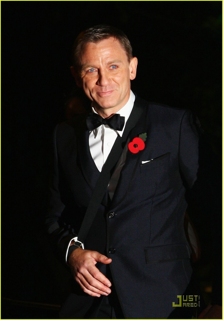 James Bond Daniel Craig Tuxedo