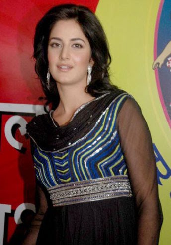 Katrina Kaif Boom Kiss Gulshan Grover