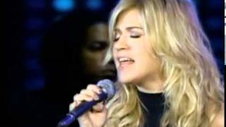 Kelly Clarkson Because Of You Live