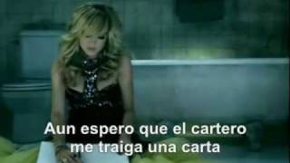 Kelly Clarkson Because Of You Lyrics Youtube