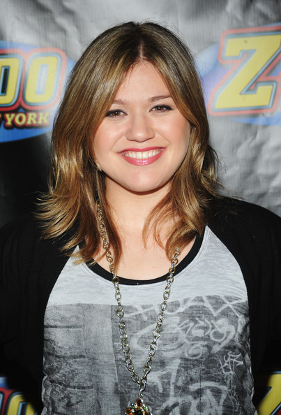 Kelly Clarkson Haircut 2012