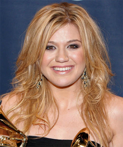 Kelly Clarkson Hairstyles