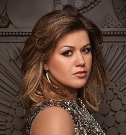 Kelly Clarkson Hot 2012