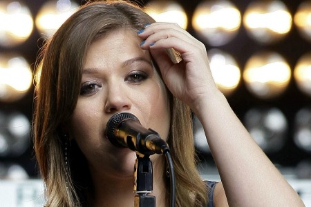 Kelly Clarkson Songs Stronger