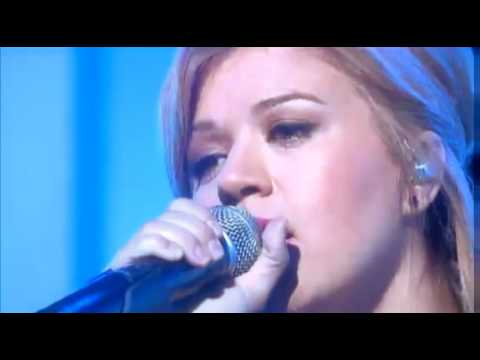 Kelly Clarkson Stronger Live Snl