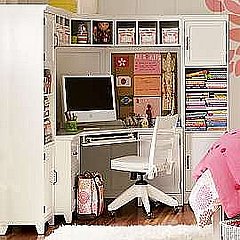 Kids Corner Desk With Hutch