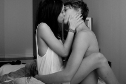 Kissing Tumblr