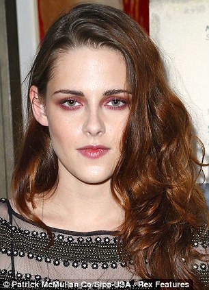 Kristen Stewart Vampire Look