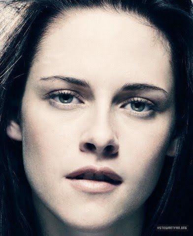 Kristen Stewart Vampire Look