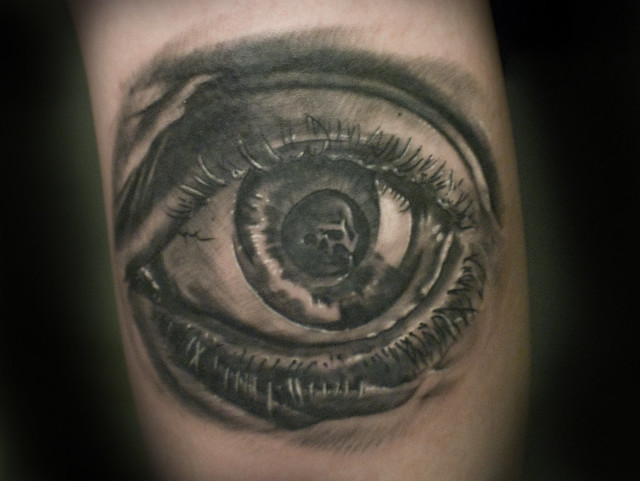 Mc Escher Eye Skull