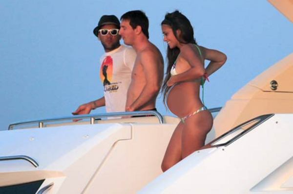 Messi Girlfriend 2012