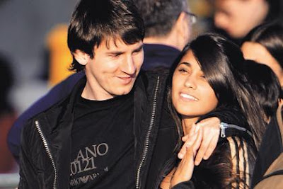 Messi Girlfriend Hot