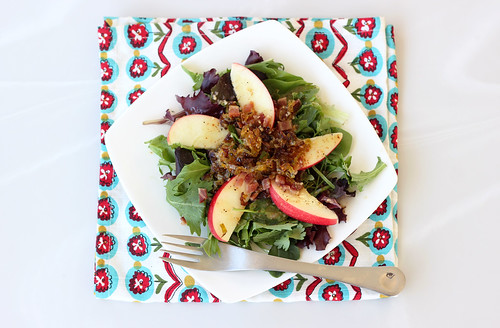 Mixed Greens Salad Apples