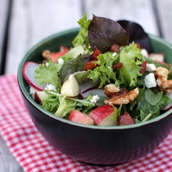 Mixed Greens Salad Apples