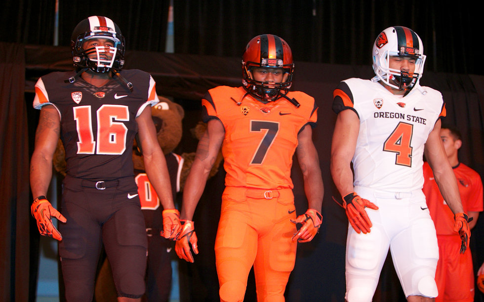 Nike College Football Uniforms 2013