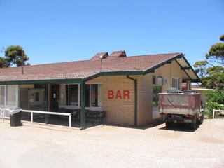 Nullarbor Roadhouse Accommodation