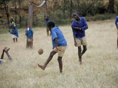 Pictures Of Children Playing At School