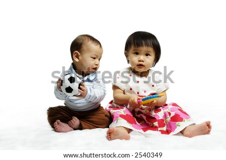 Pictures Of Children Playing Together