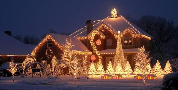 Pictures Of Christmas Lights Outside