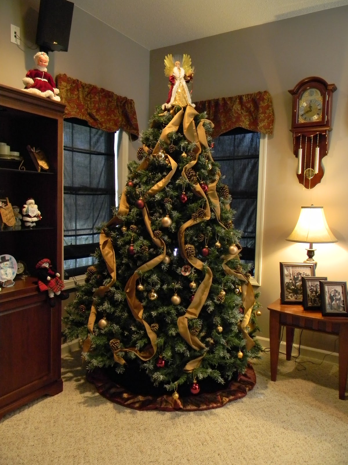 Pictures Of Christmas Trees Decorated