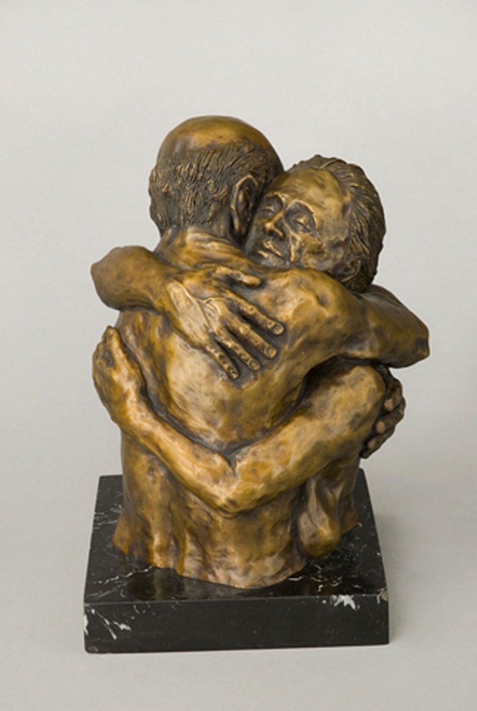 Pictures Of Lovers Hugging