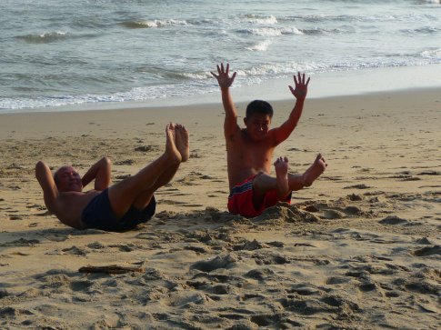 Pictures Of People Having Fun At The Beach