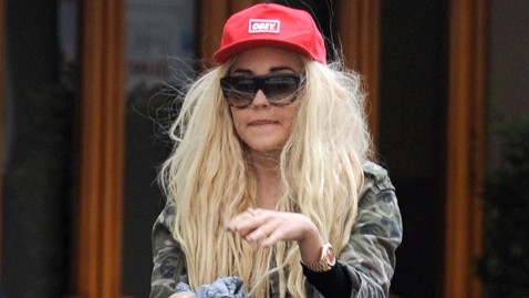 Recent Amanda Bynes Pictures