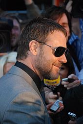 Russell Crowe Gladiator Weight