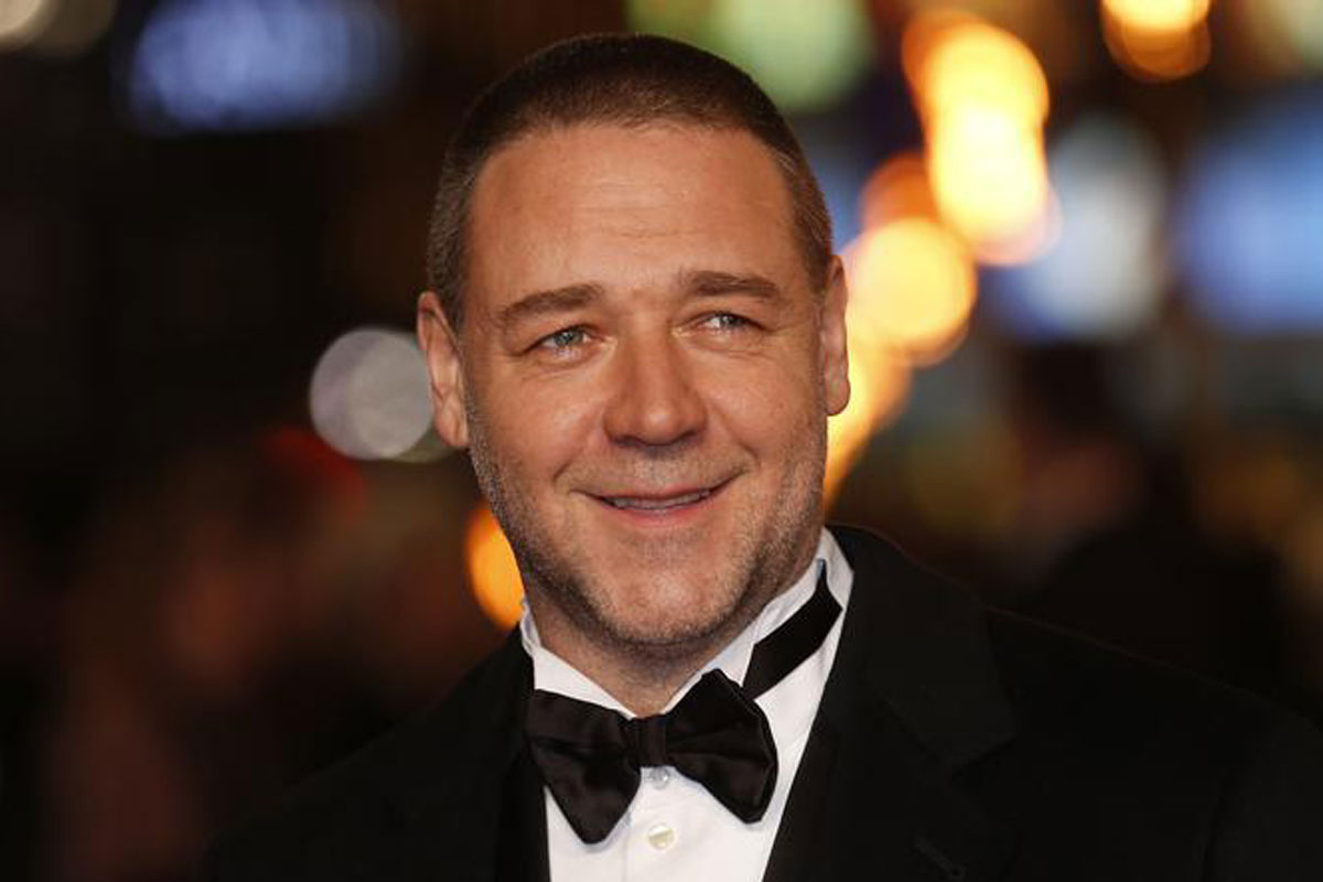 Russell Crowe Ufo