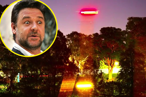 Russell Crowe Ufo Youtube