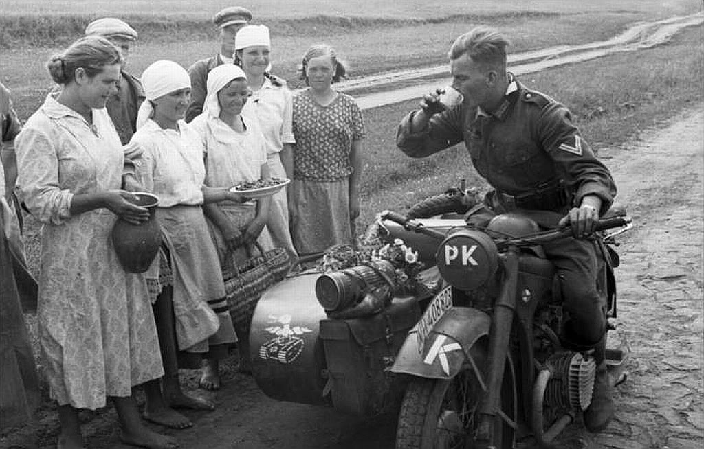 Russian Women Soldiers