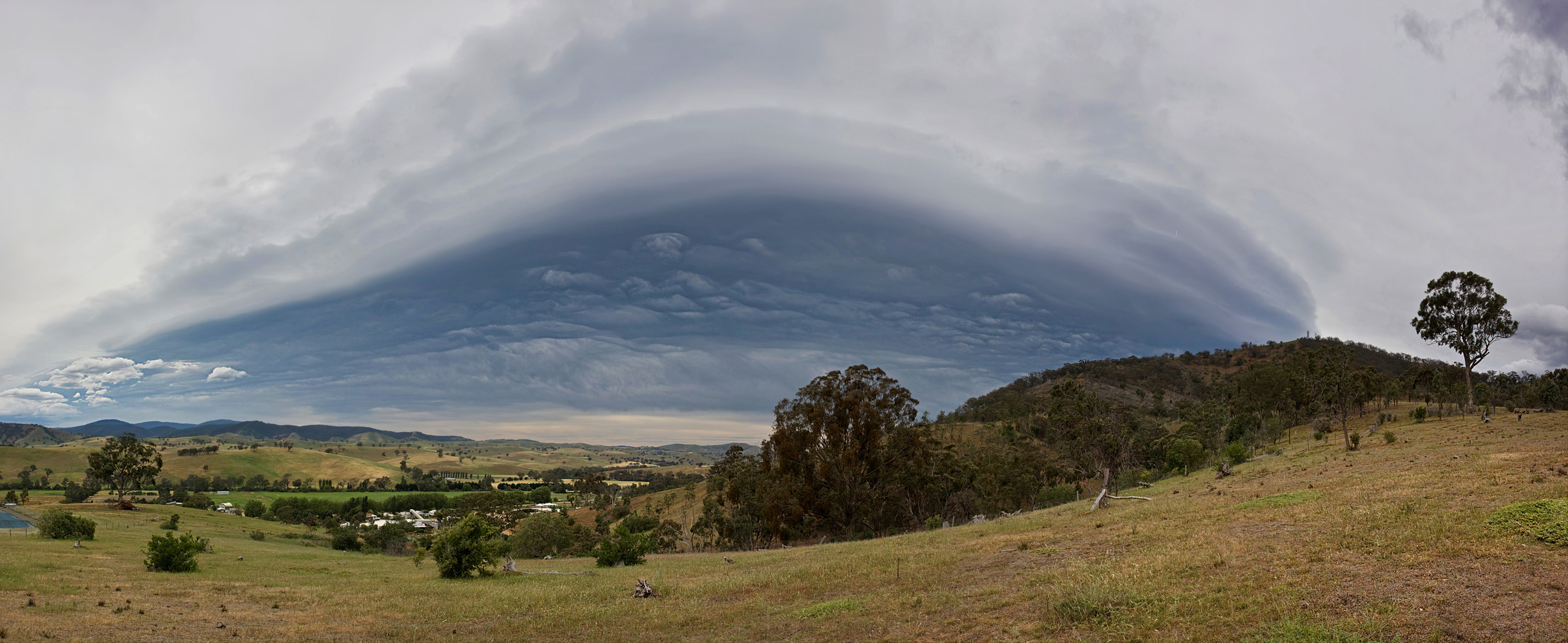 Shelf Cloud Pictures