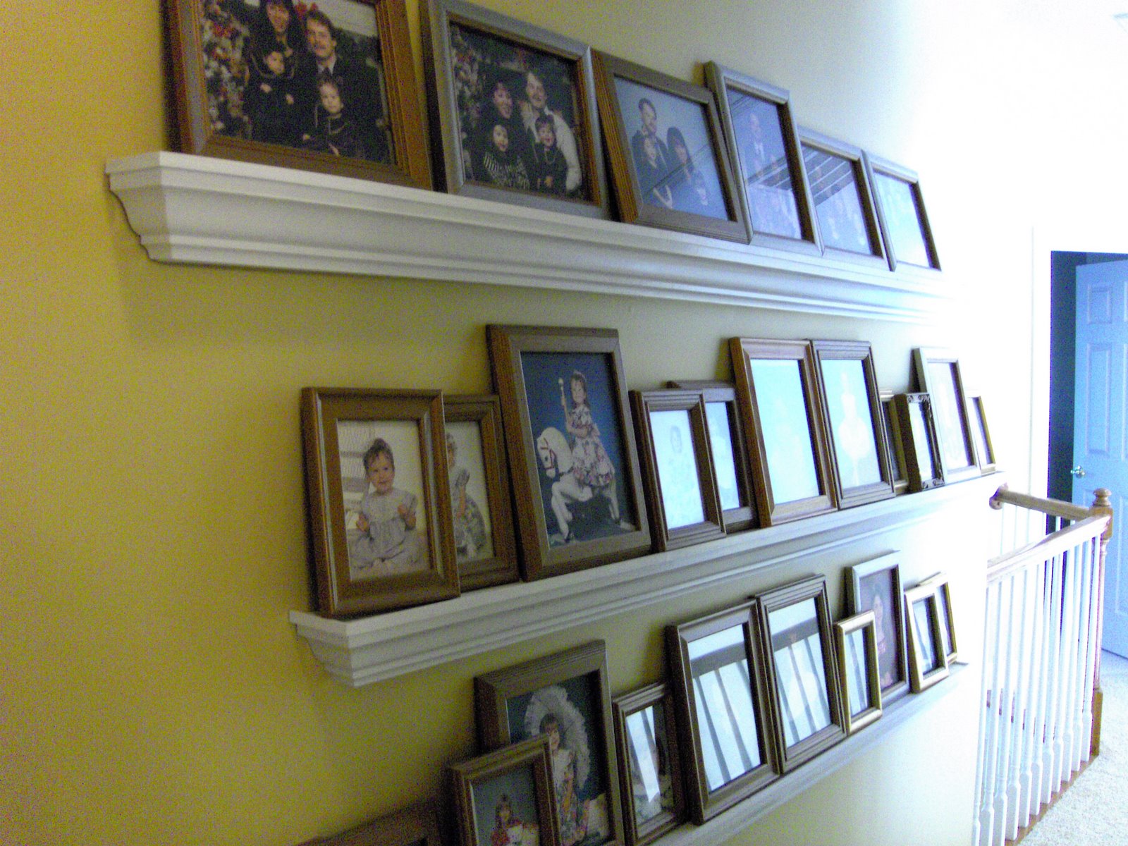 Shelves Design For Hall