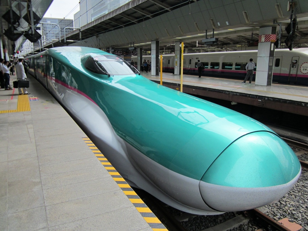 Shinkansen E5