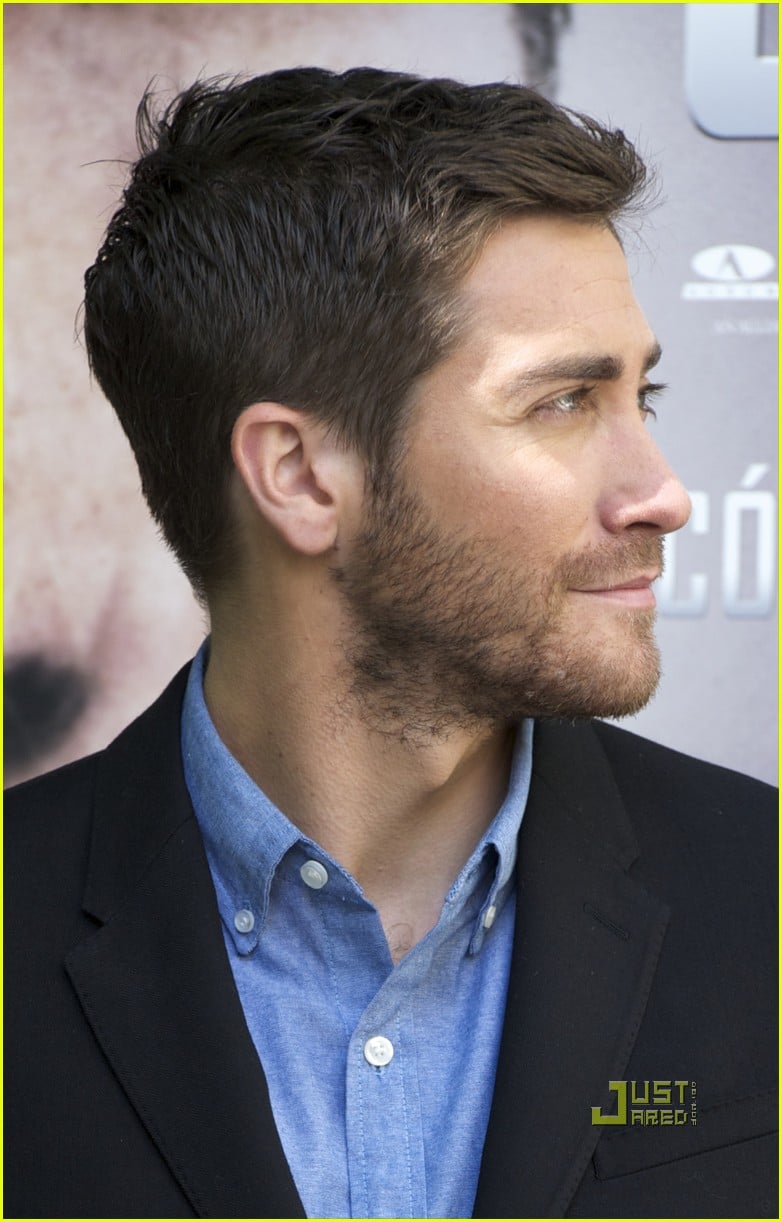 Source Code Jake Gyllenhaal Body