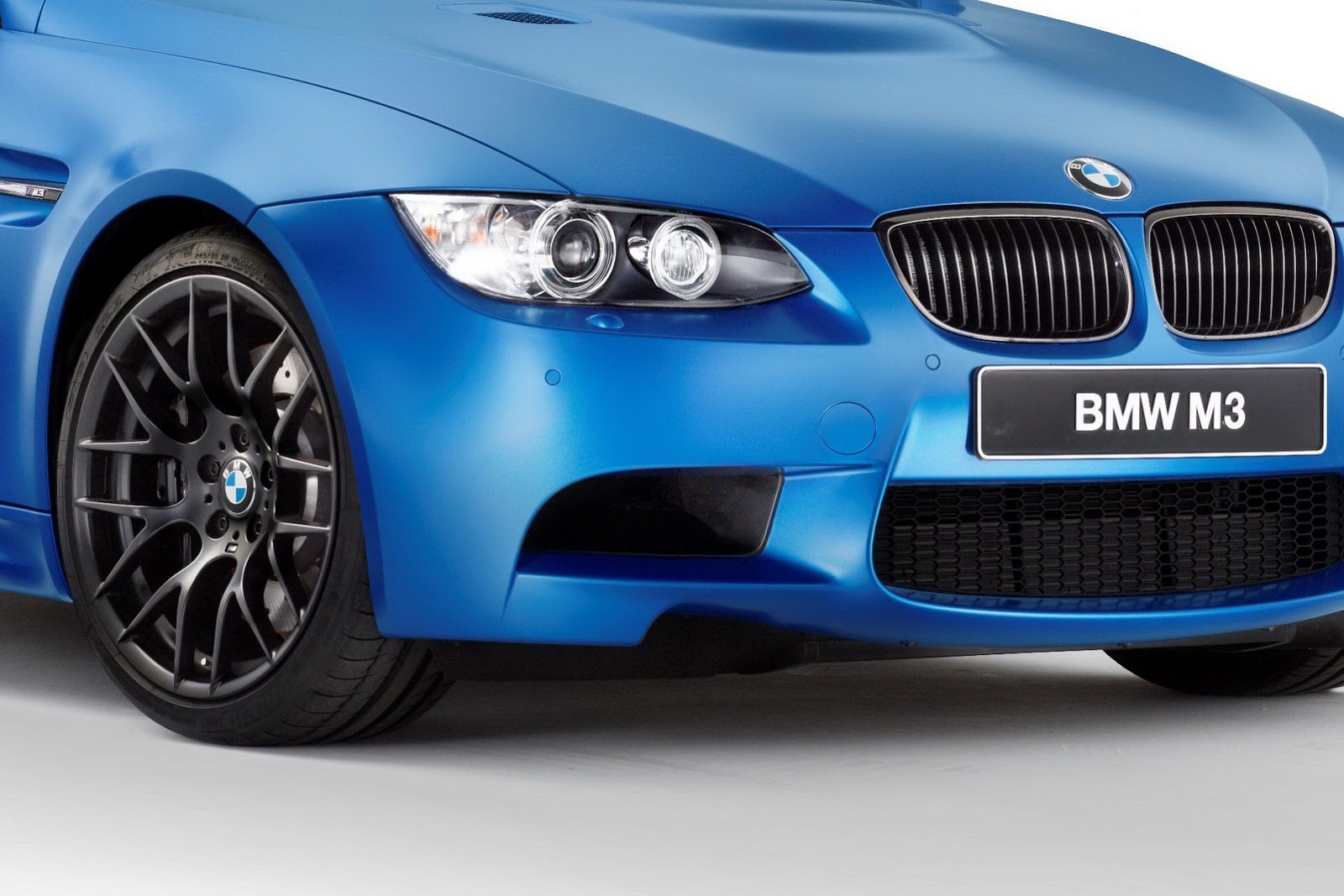 Sports Cars 2013 Bmw