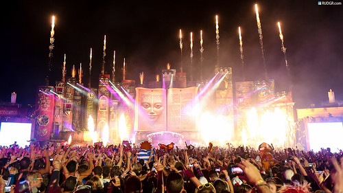 Tomorrowland 2012 Wallpaper Hd